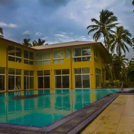 Hotel Villa Viana Marawila Exterior foto